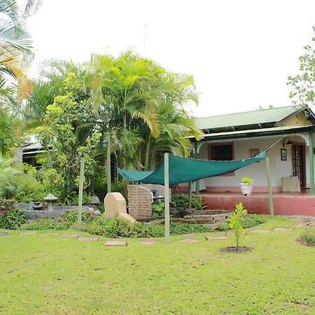 Lalamo Guesthouse Phalaborwa Esterno foto
