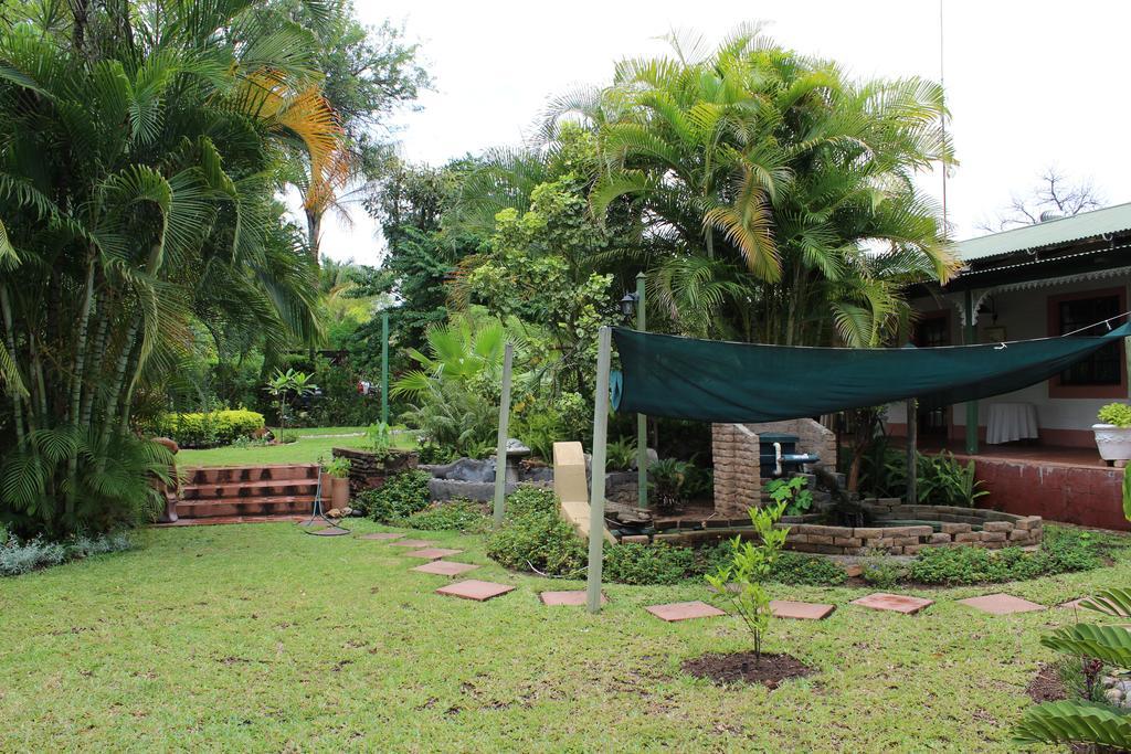 Lalamo Guesthouse Phalaborwa Esterno foto