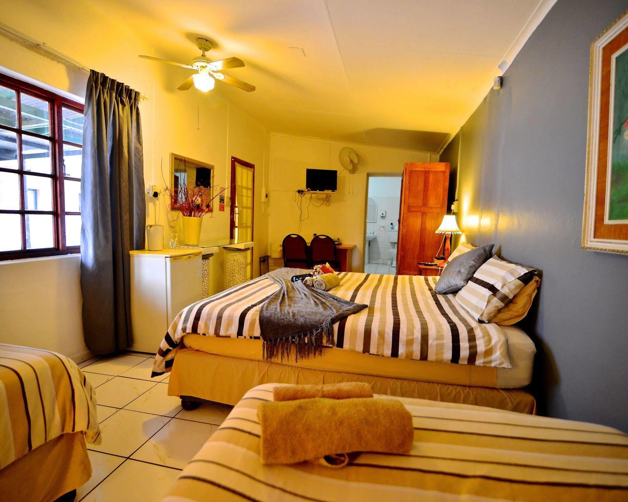 Lalamo Guesthouse Phalaborwa Esterno foto