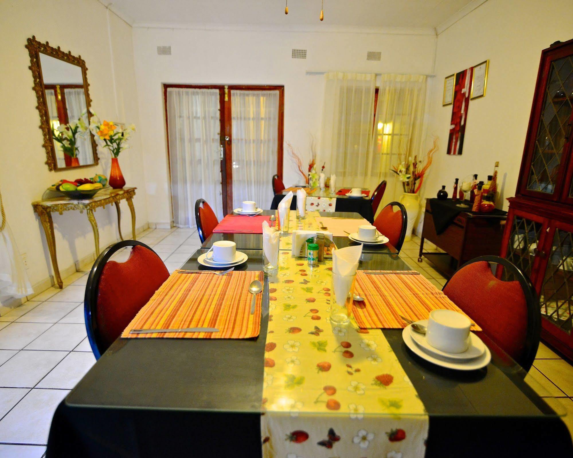 Lalamo Guesthouse Phalaborwa Esterno foto